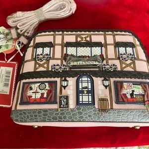 Vendula Britannia Luna Crossbody bag
